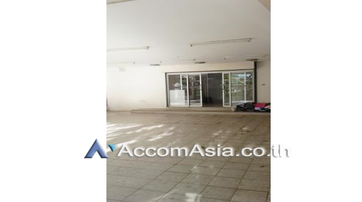 4  Office Space For Rent in Phaholyothin ,Bangkok BTS Ari AA13212